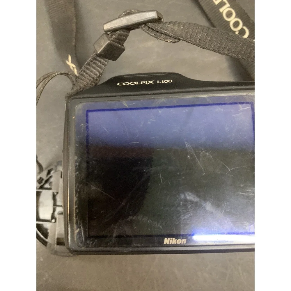 Nikon coolpix l100
